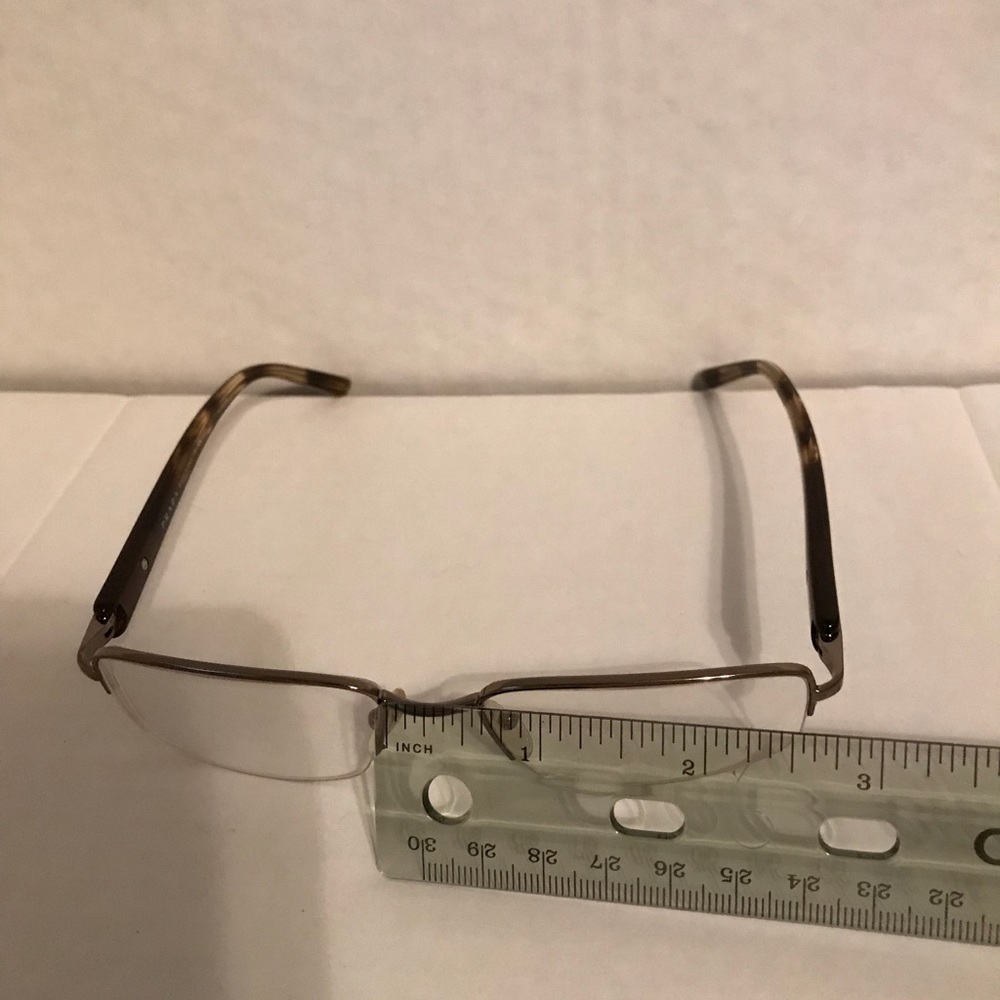 Prada glasses with designer case - Picture 8 of 8